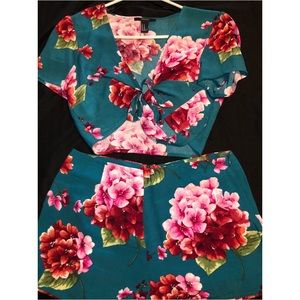 Forever 21- Florar 2 piece